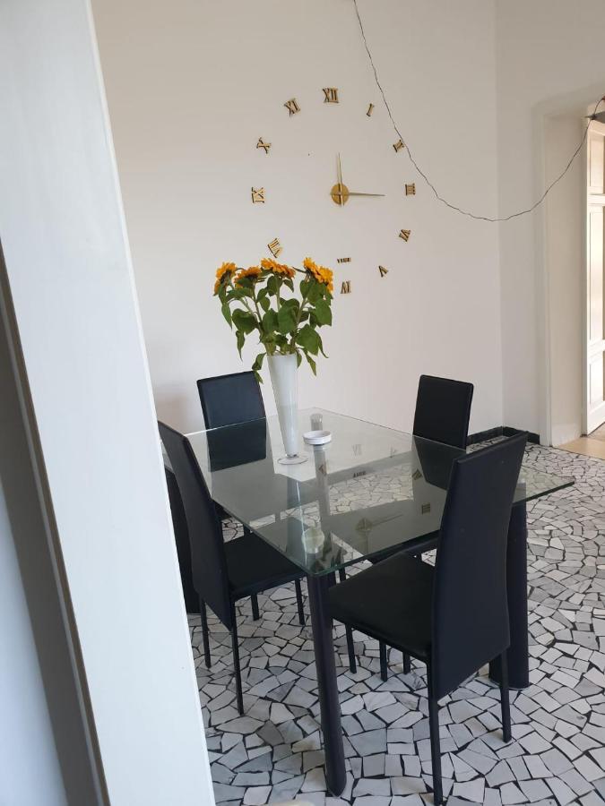 Camere King Римини Екстериор снимка