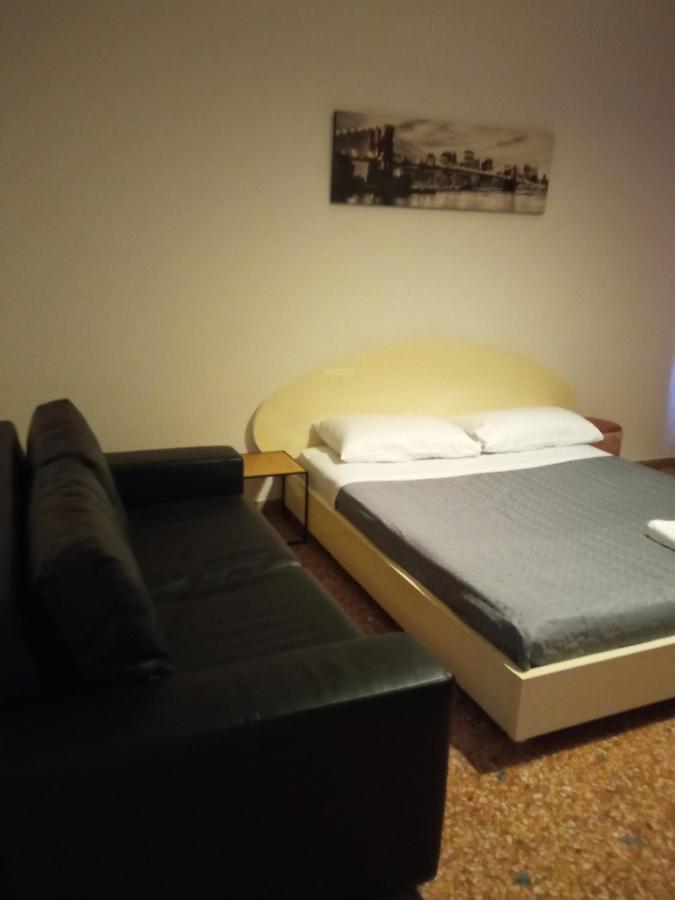 Camere King Римини Стая снимка